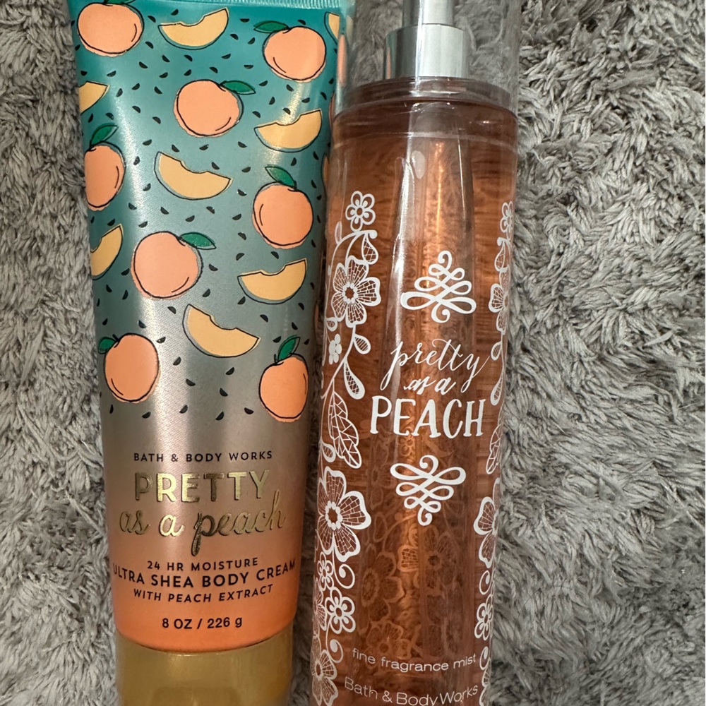 Bath and body works Pretty As A Peach set